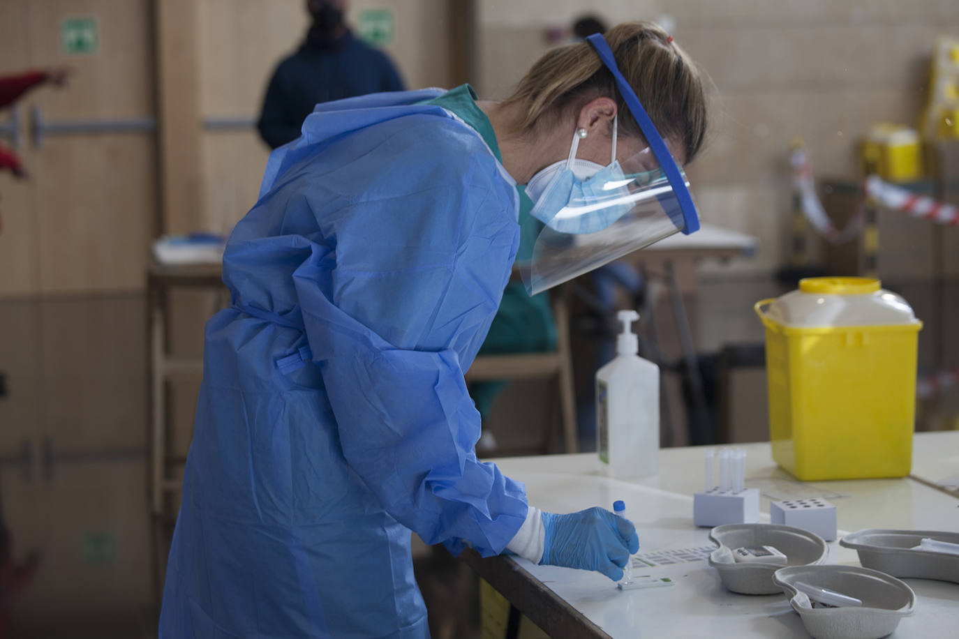 El cribado que se está realizando en Logroño para detecar asintomáticos por COVID-19 está generando largas colas desde el pasado viernes.