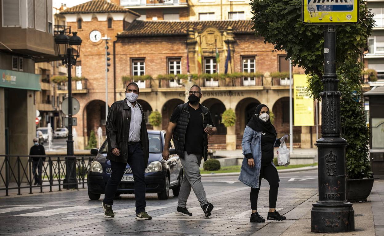 La Rioja sigue sumando: 179 contagios en un día y otro fallecido