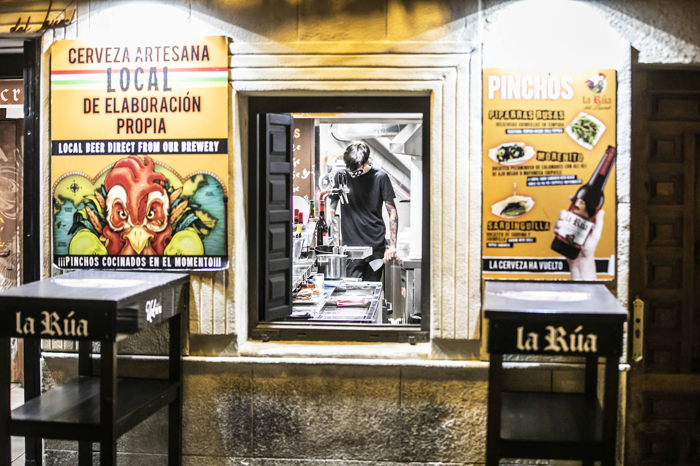 Fotos: La hostelería de Logroño baja la persiana a la hora marcada por el confinamiento