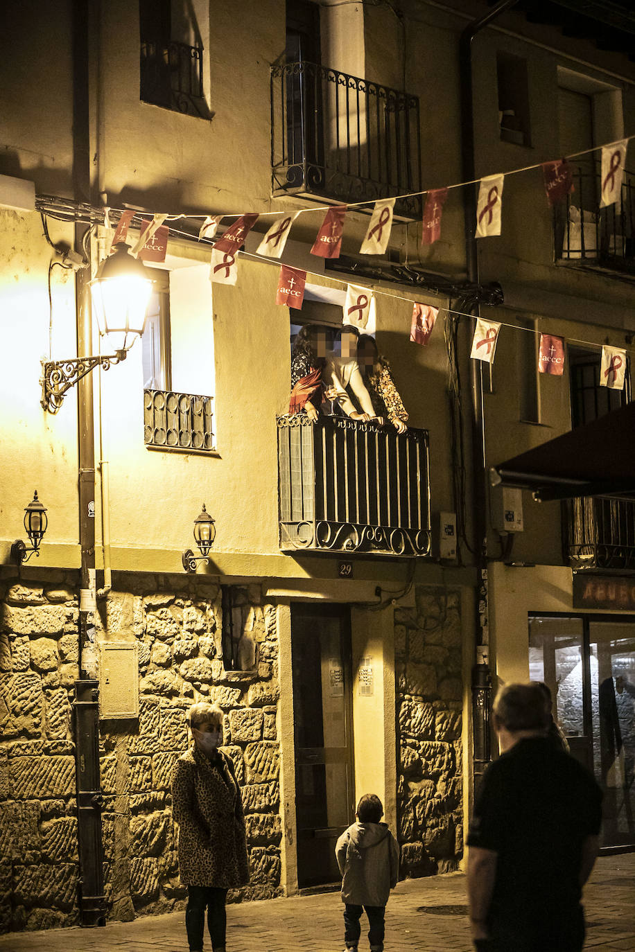 Fotos: La hostelería de Logroño baja la persiana a la hora marcada por el confinamiento