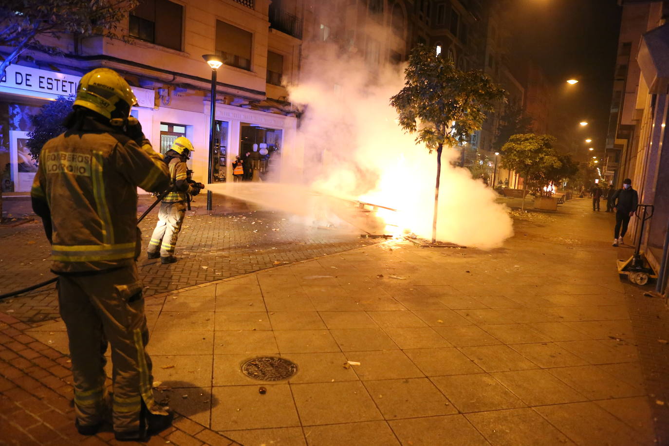 La capital riojana ha vivido este sábado una tensa jornada