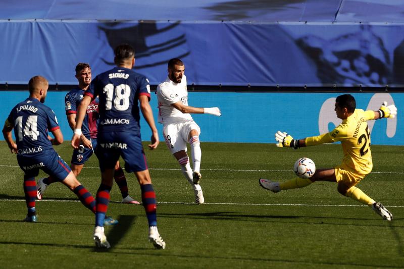 Fotos: Las mejores imágenes del Real Madrid-Huesca