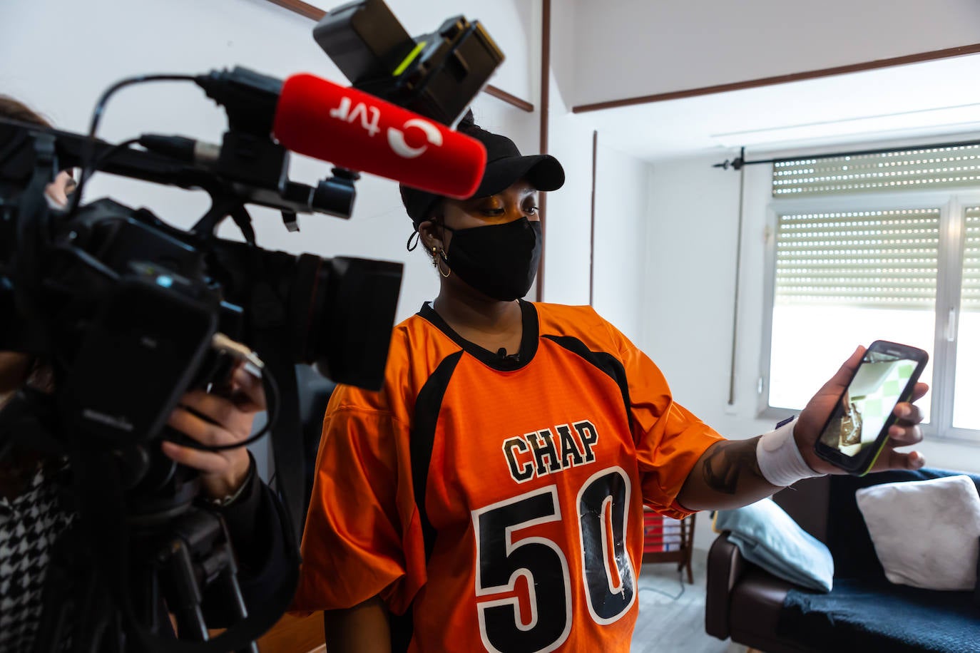 El juzgado ha concedido una semana más de plazo para que Diana Carolina, sus hijos de 5 años y 7 meses, y su pareja abandonen la vivienda en la que residen