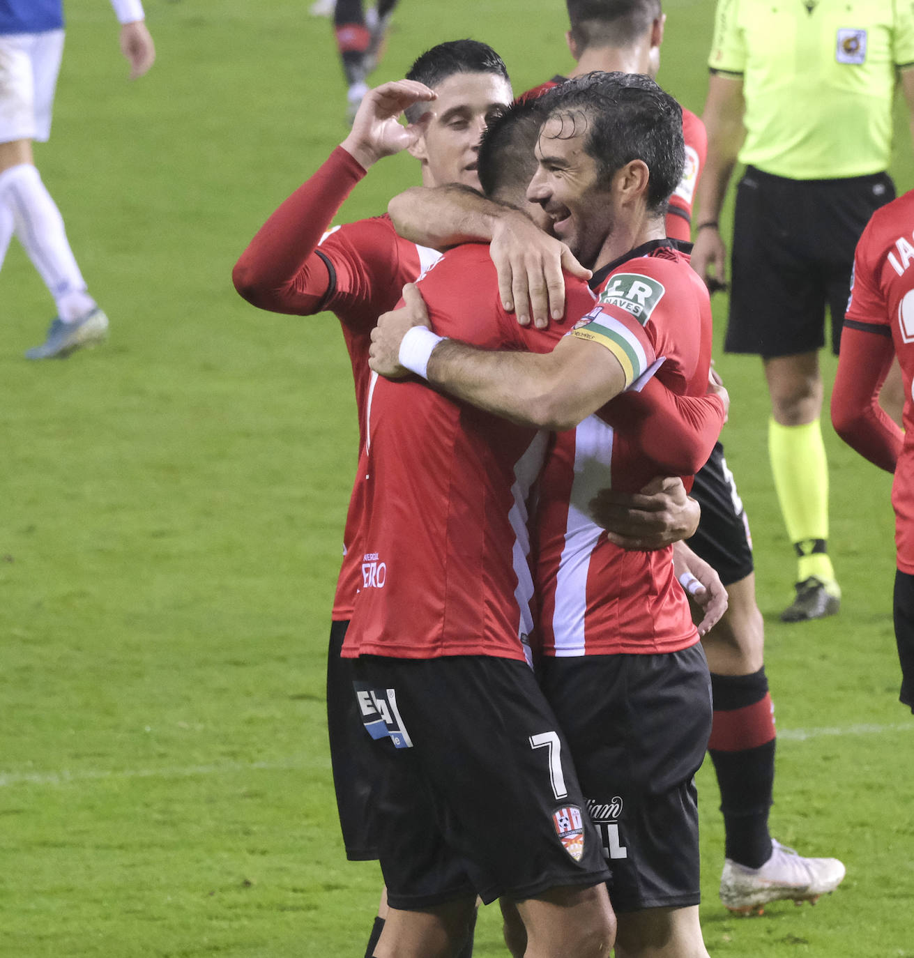 Los blanquirrojos han conseguido su cuarto triunfo seguido gracias a un gol del colombiano Leo Ruiz