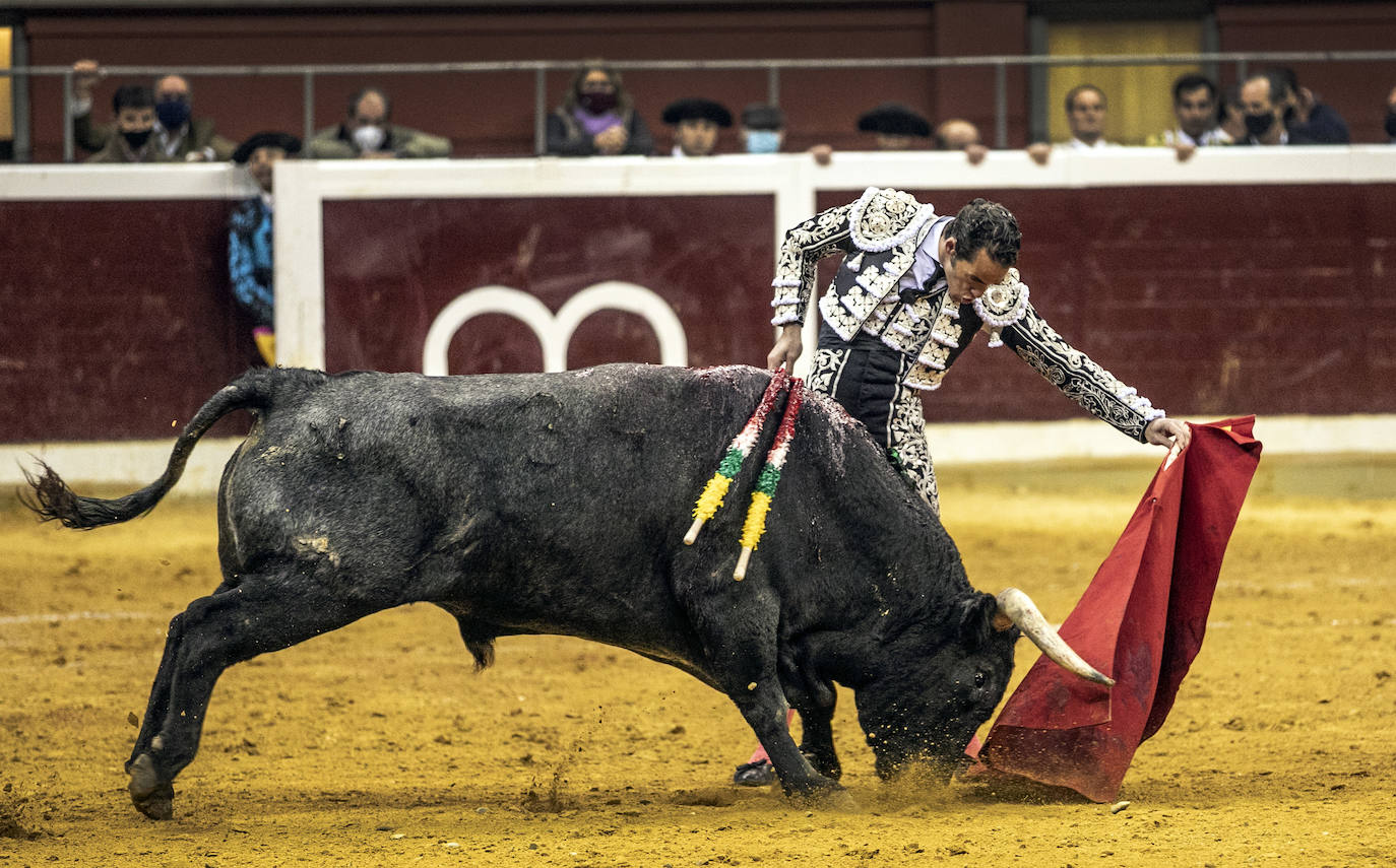 Gómez del Pilar le cortó una oreja a los Miuras