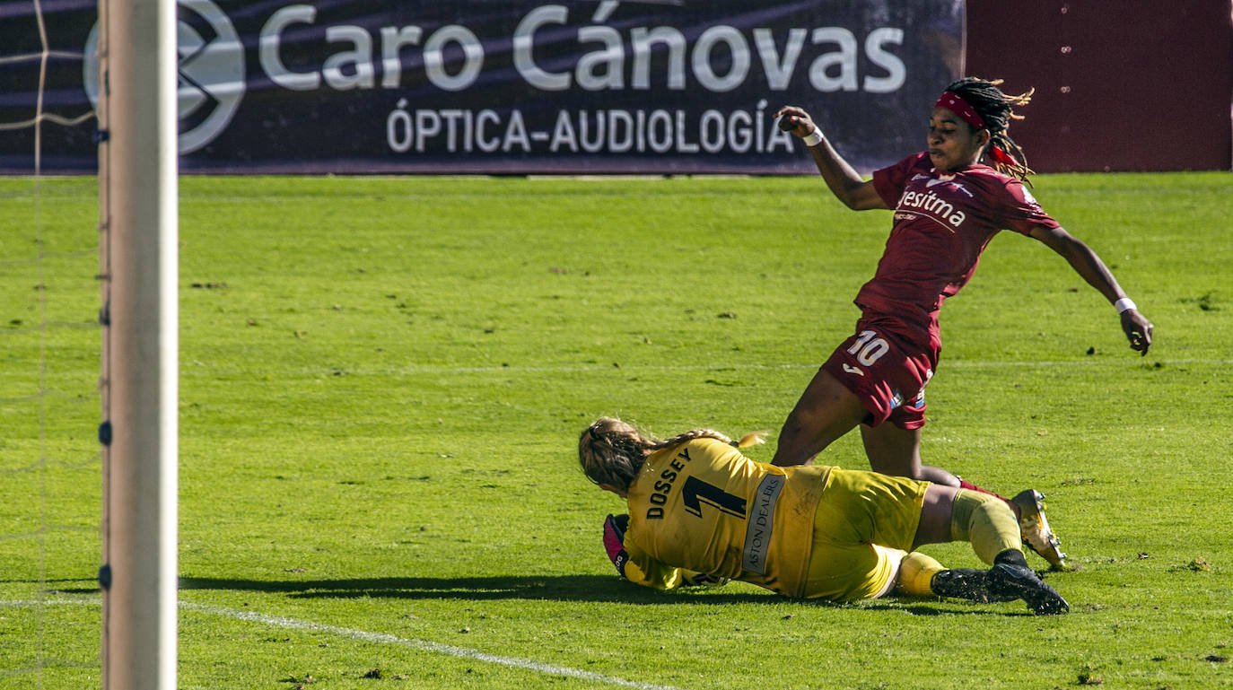 El equipo riojano ha empatado y se hunde en la tabla. 