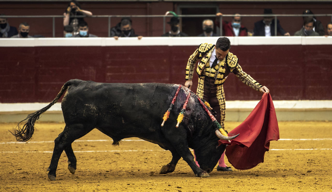 Octavio Chacón ha cortado una oreja en La Ribera en un festejo de la Gira de la Reconstrucción. 