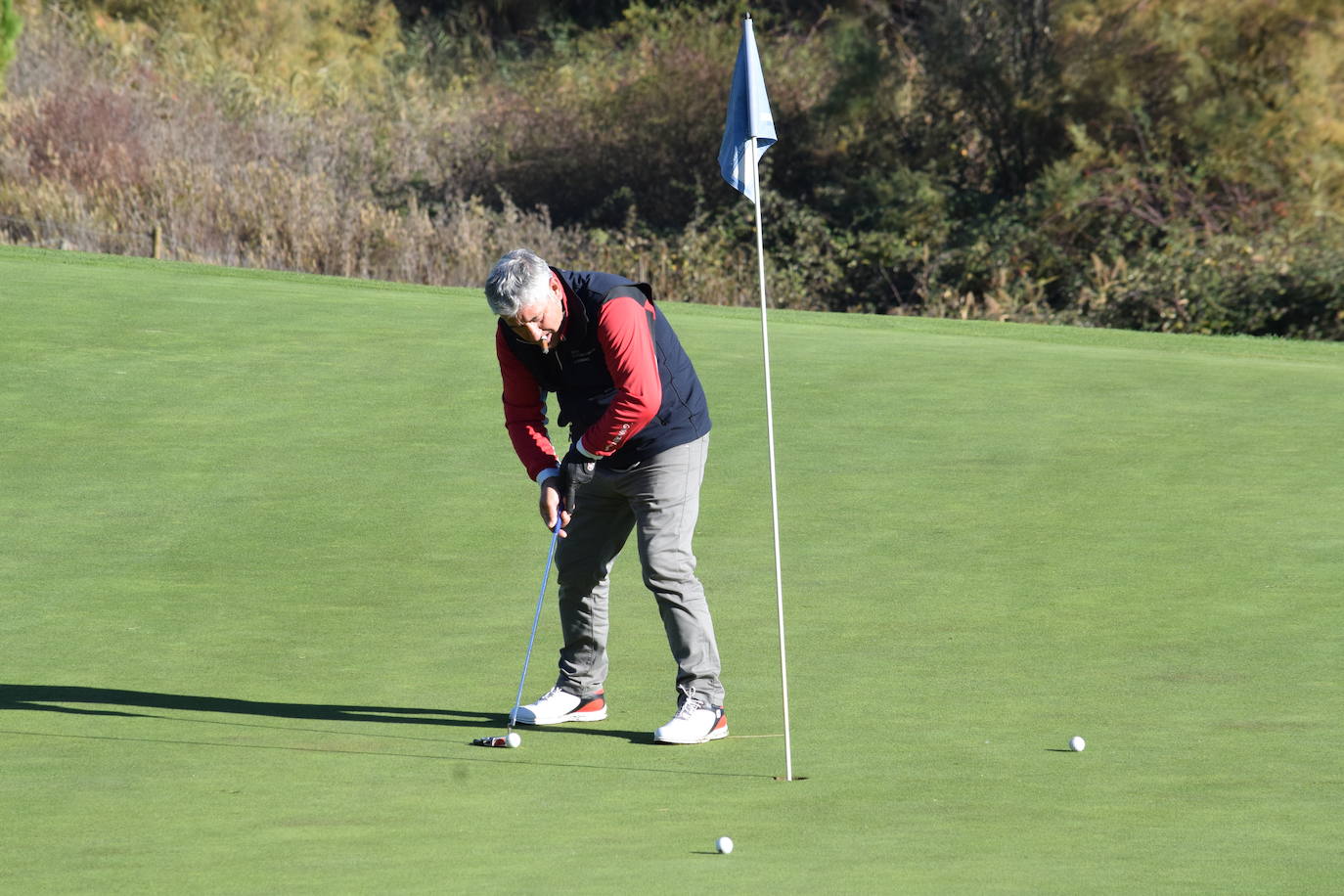 Imágenes del torneo final de la décima edición de la Liga de Golf y Vino, que organiza cada año lomejordelvinoderioja.com. 