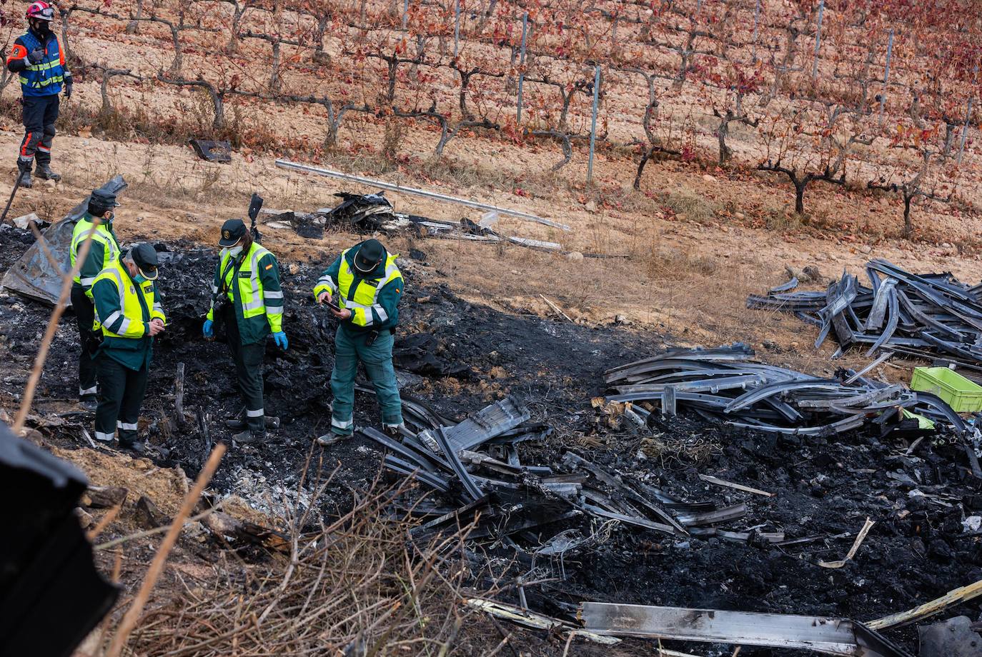 En este terrible suceso, los bomberos han tardado cinco horas en hallar el cuerpo de la víctima