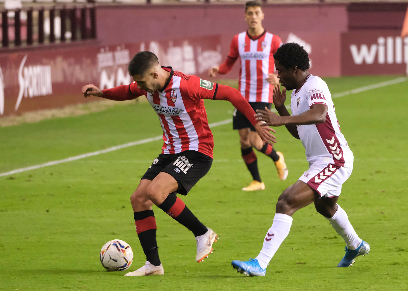 Los blanquirrojos consiguen su sexta victoria consecutiva