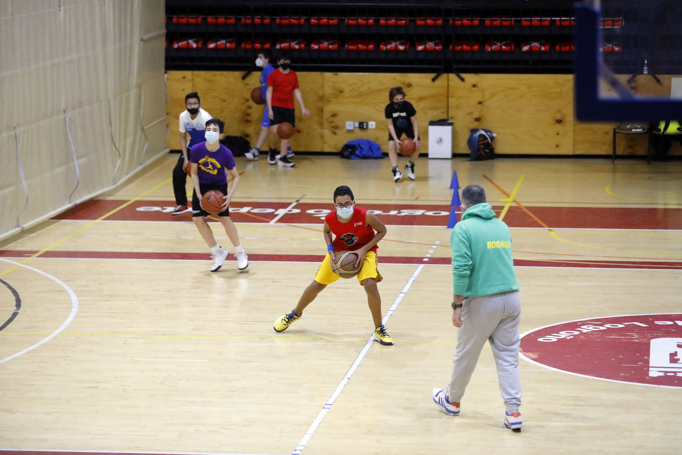 La vuelta de los equipos a los entrenamientos del deporte escolar.