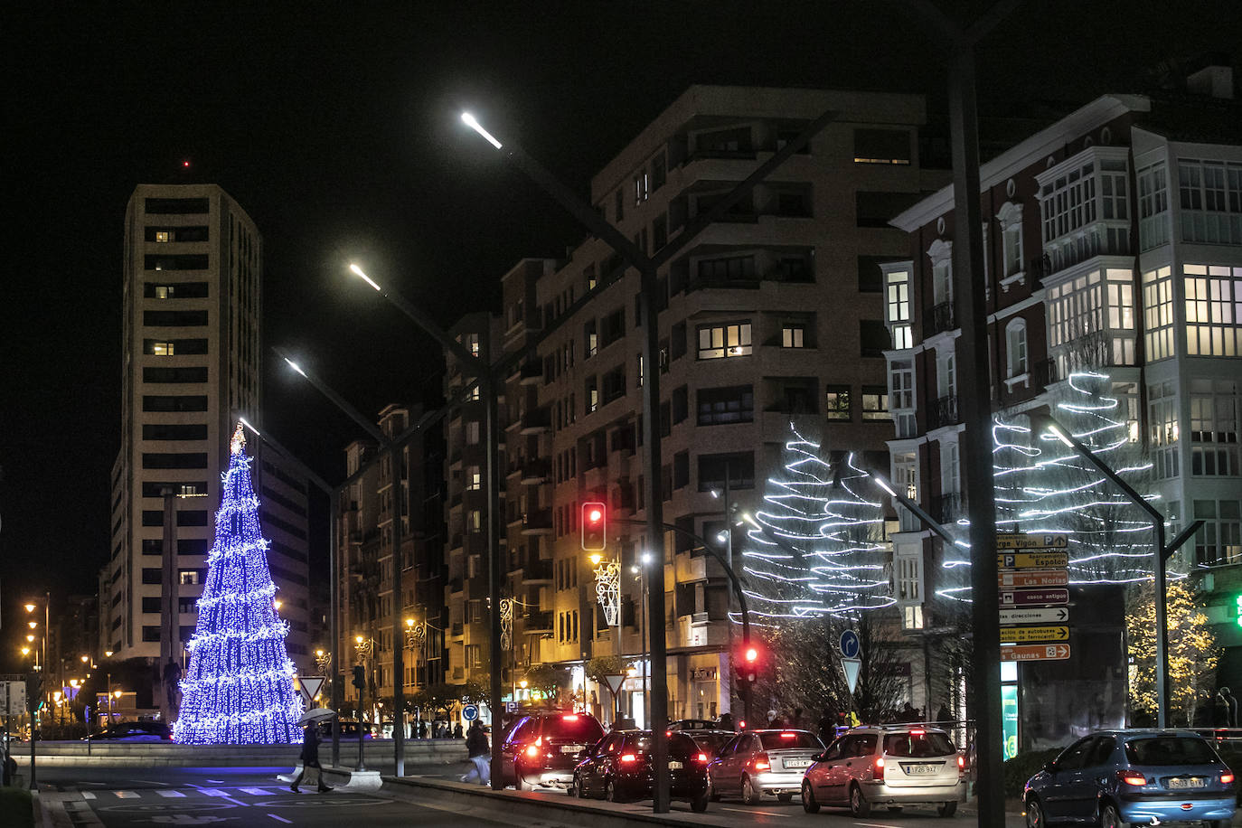 Primer encendido de las luces navideñas.