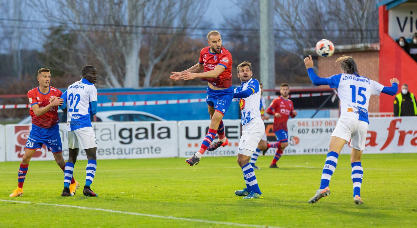 Los riojabajeños han ganado al Ejea con un gol de Cristian. 