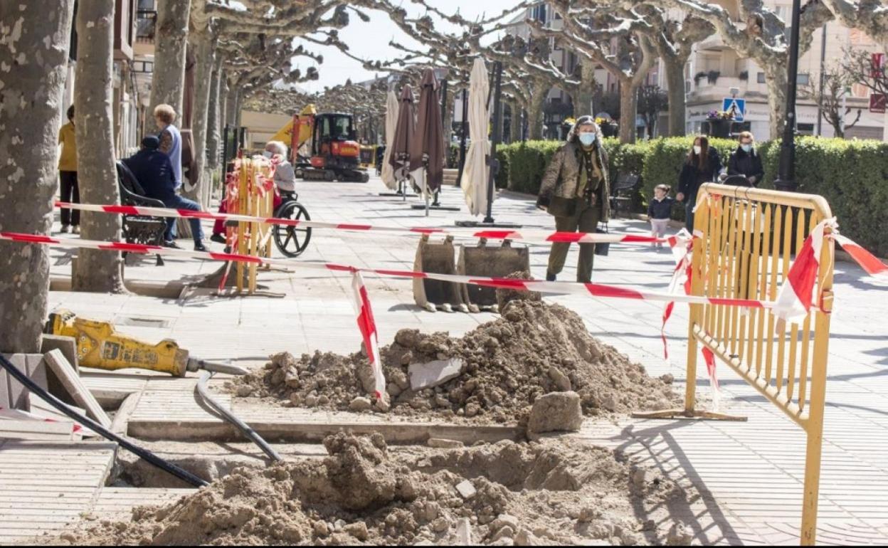 Obras en El Espolón de la segunda fase, ya concluida. 