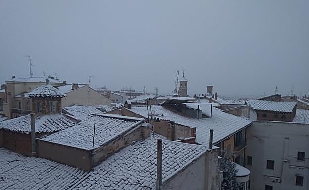 En Alfaro se escapan algunos copos