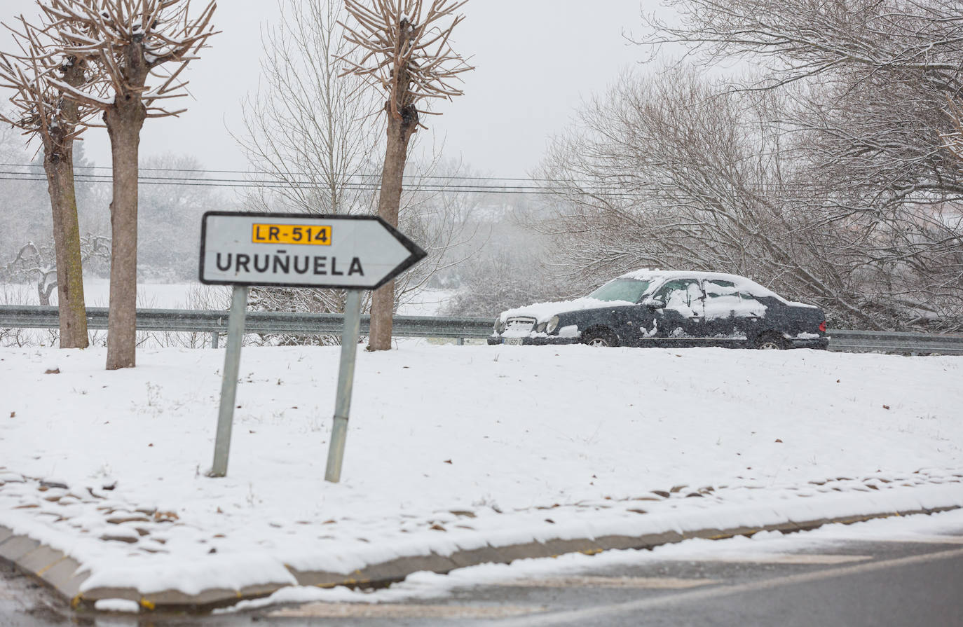 Fotos: Jornada de nieve en Uruñuela