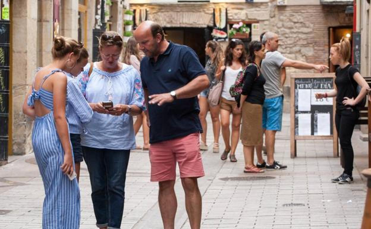 Logroño y Valladolid se promocionarán conjuntamente como destinos enoturísticos