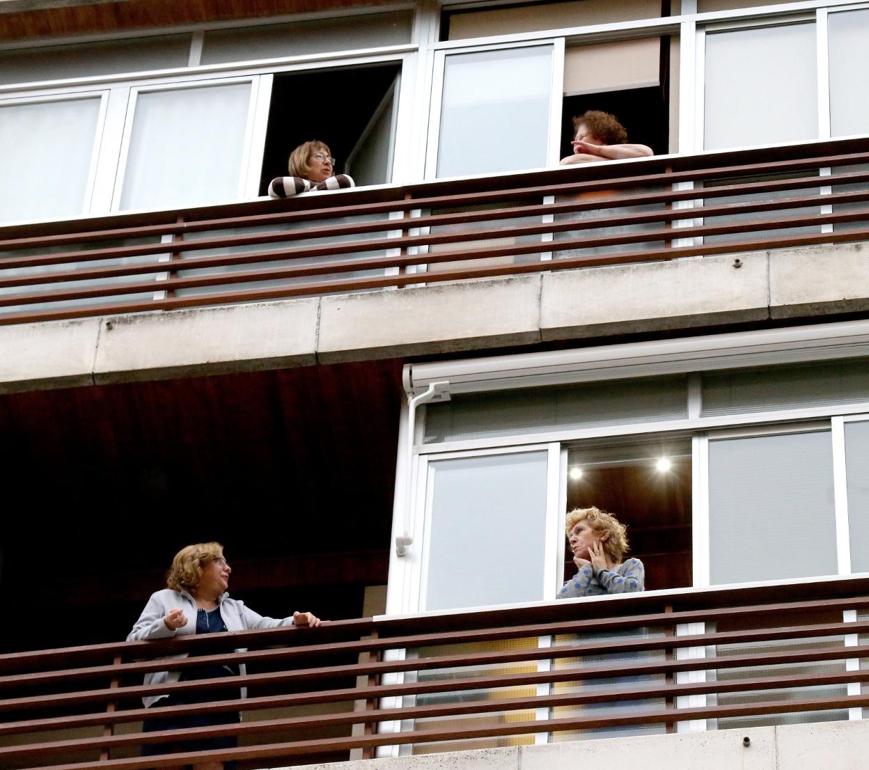 La vida en los balcones en la primavera pasada. 