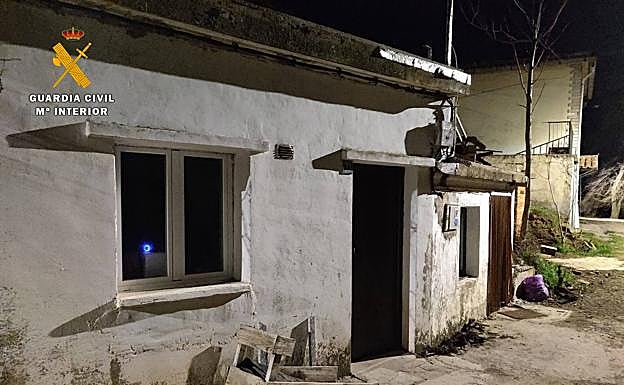 Imagen principal - Disueltos tres botellones en Alcanadre y Galilea