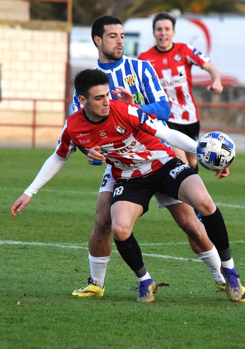 Fotos: Las imágenes de la derrota de la SD Logroñés ante el Izarra