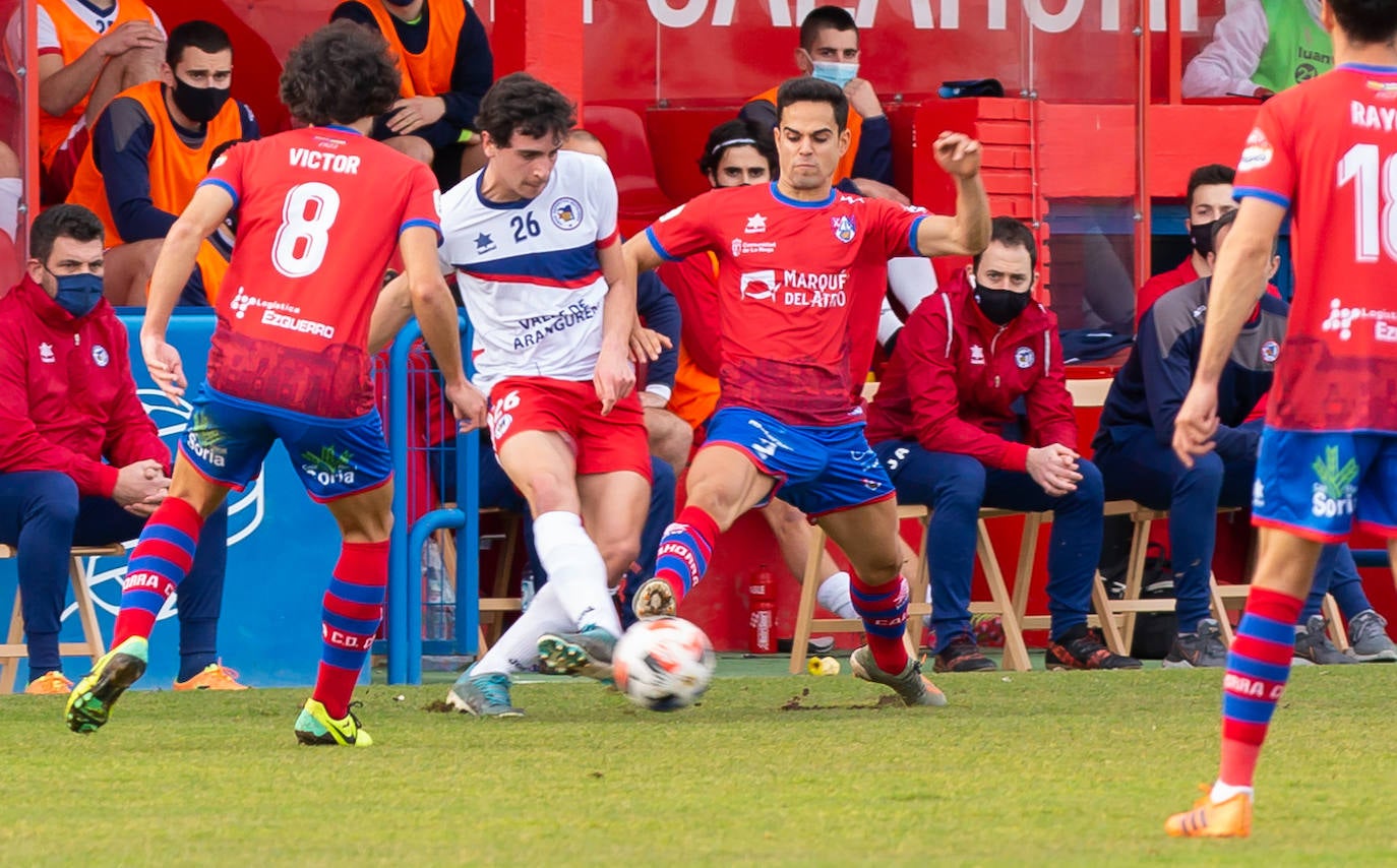 Fotos: Las imágenes del empate entre el Calahorra y la Mutilvera