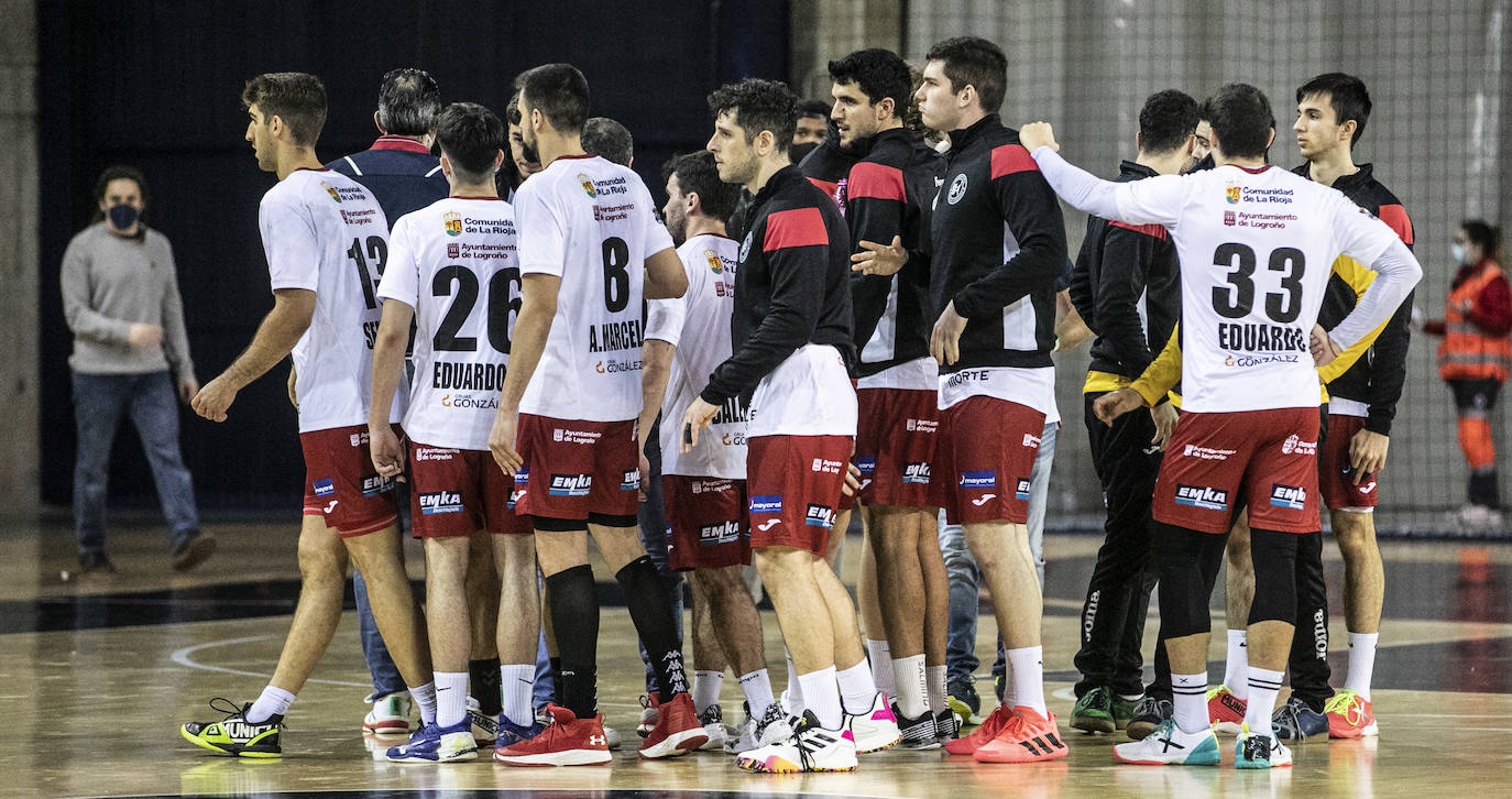 Fotos: Las imágenes de la derrota del Ciudad de Logroño ante el Sinfín