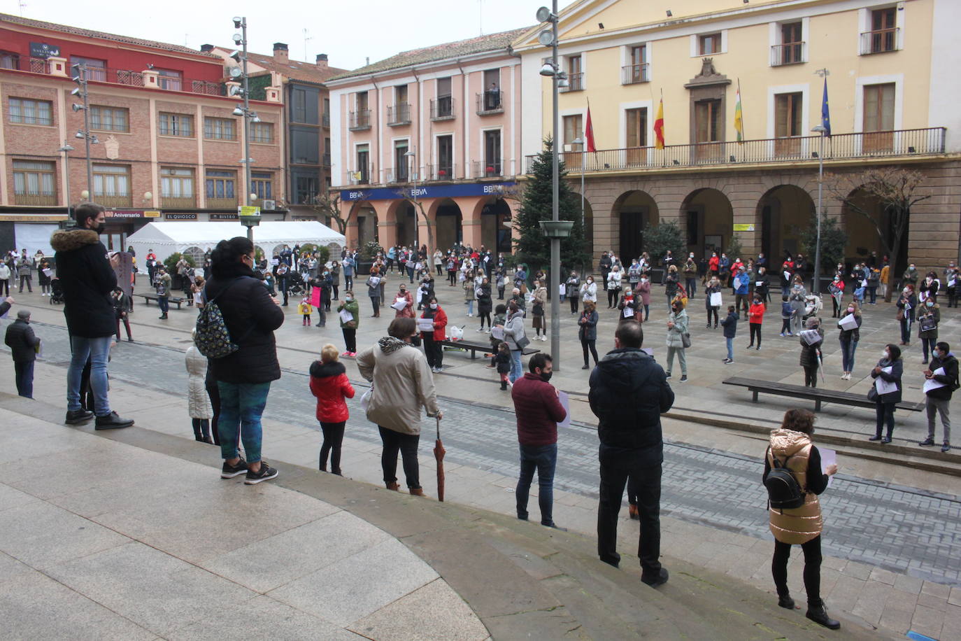 Fotos: Comerciantes, Educación no reglada y hostelería protestan contra las restricciones del COVID en Alfaro