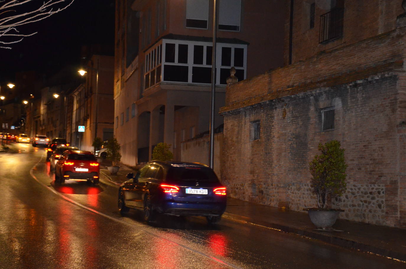 Fotos: Manifestación en coche en las calles de Calahorra