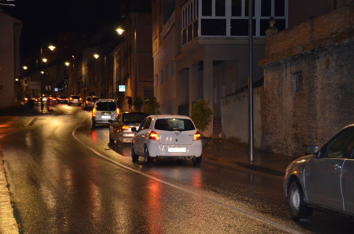 Fotos: Manifestación en coche en las calles de Calahorra