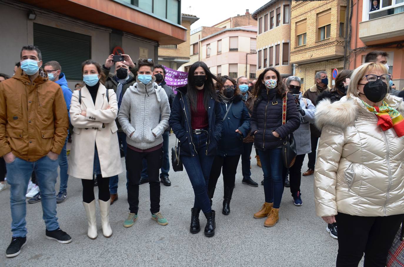 Fotos: Concentración en Azagra contra la violencia de género