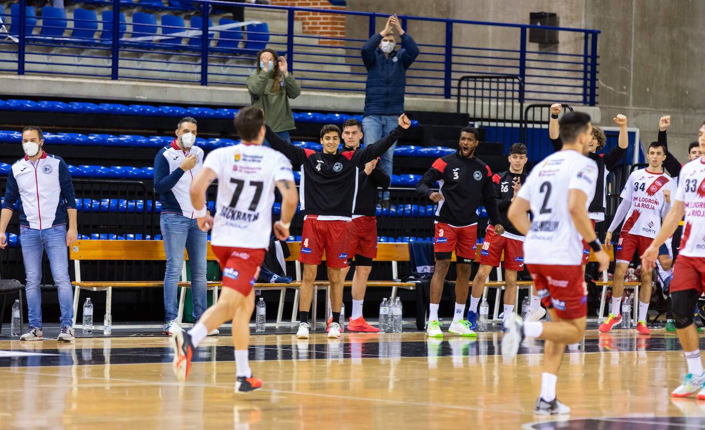 Fotos: Las imágenes de la victoria del Ciudad de Logroño ante el Atlético Valladolid