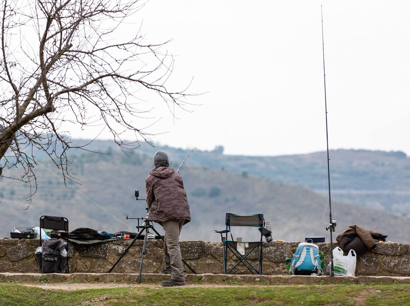 Fotos: La pesca regresa al pantano de La Grajera