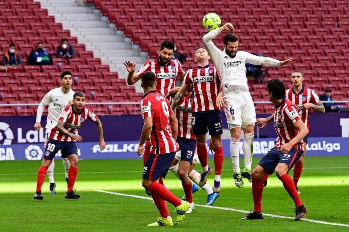 Fotos: Las mejores imágenes del Atlético-Real Madrid