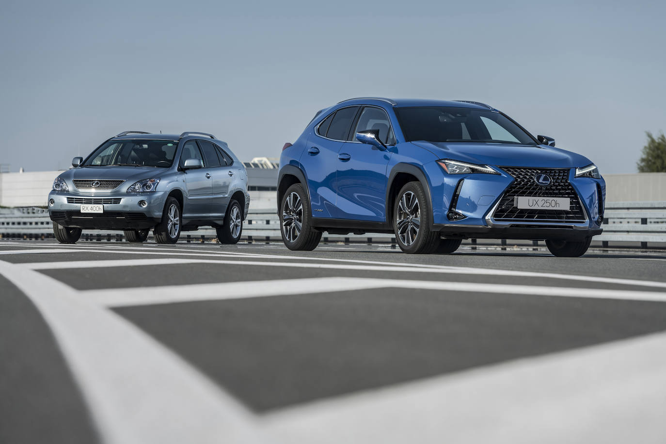 Fotos: Fotogalería: Lexus RX 400h frente al UX 250h