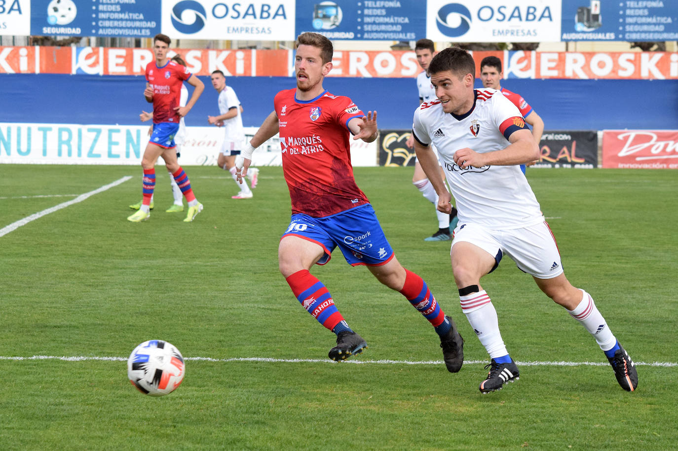 Fotos: La goleada del Calahorra sobre el Osasuna B, en imágenes