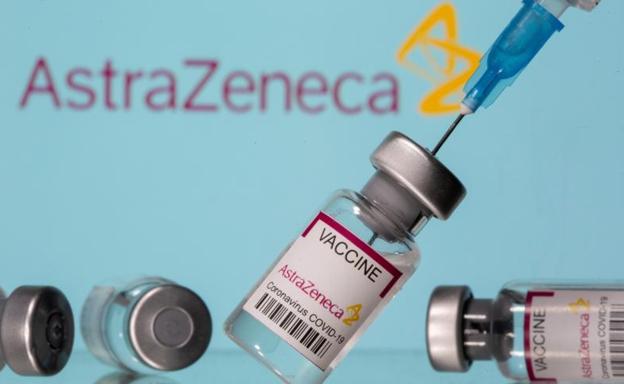 España retomará el miércoles la vacunación con AstraZeneca