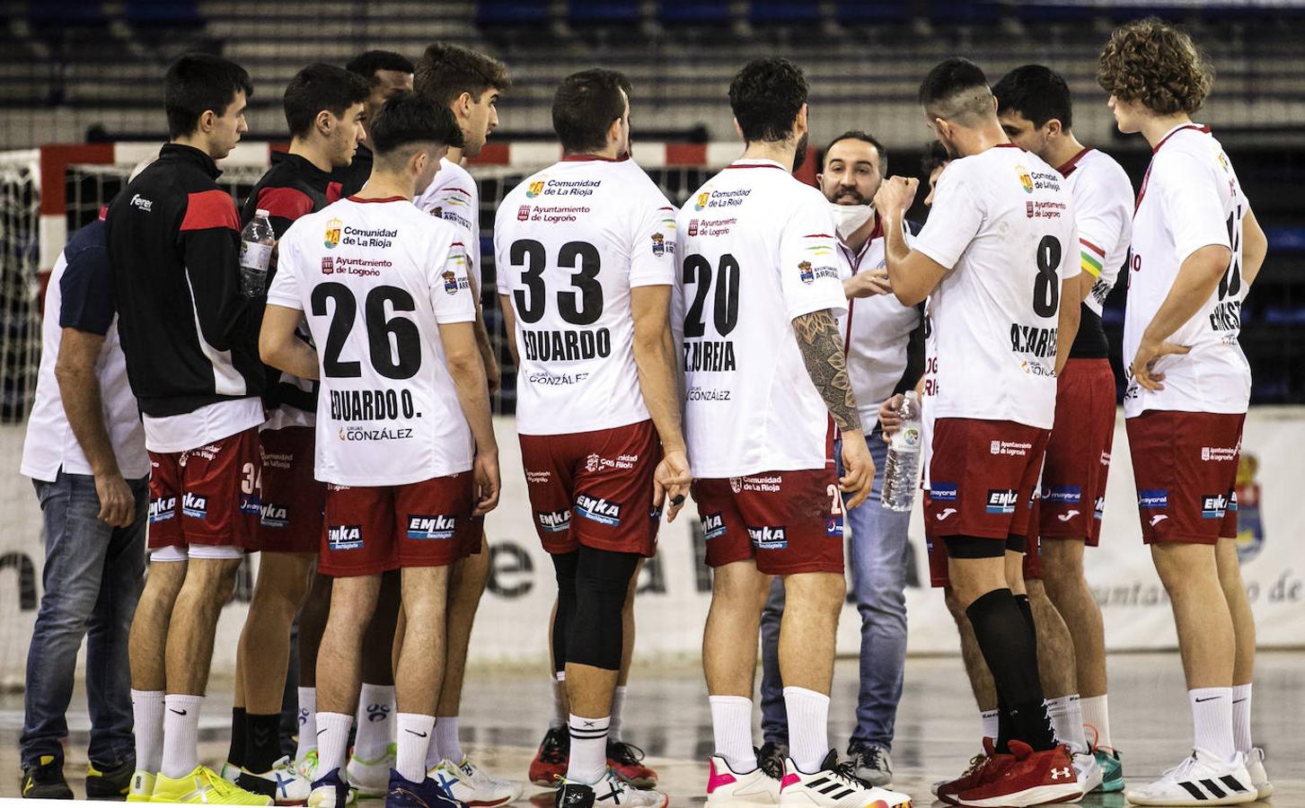 Fotos: El Logroño se hace fuerte con la calma