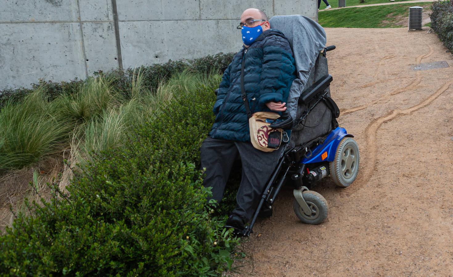 Fotos: El parque Felipe VI, una colina no aapta para todos