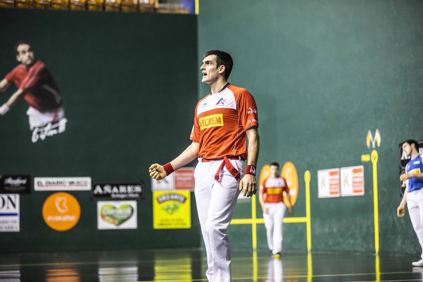 Fotos: La pelota regresa al Adarraga