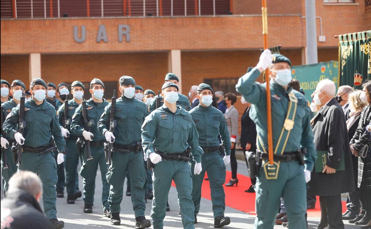 Homenaje a Gayoso en el acuartelamiento de Duques de Nájera. 