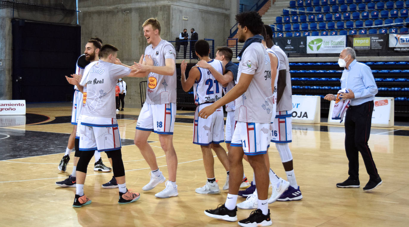 Fotos: El Clavijo logra un gran triunfo frente al Marbella