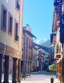 Imagen secundaria 2 - Un casco urbano bonito y atractivo, una hostelería del máximo nivel y bellos rincones hacen de Ezcaray un destino interior prioritario.