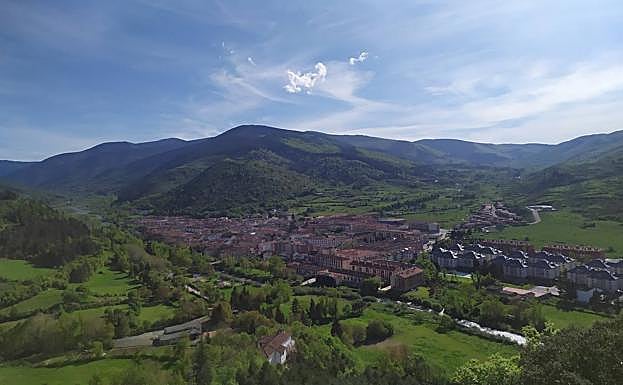 Ezcaray puede presumir de un entorno natural de enormes posibilidades. 