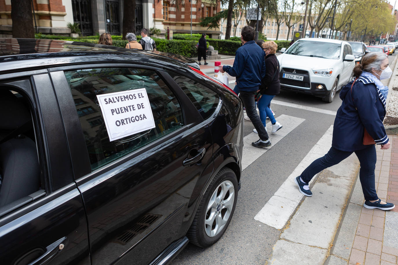 Fotos: Caravana por el viaducto San Martín de Ortigosa