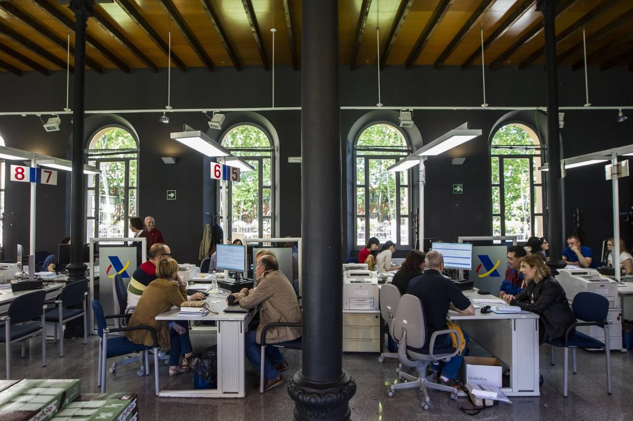 Imagen de archivo de la presentación presencial de la Renta 2018 en el edificio de la Bene. 