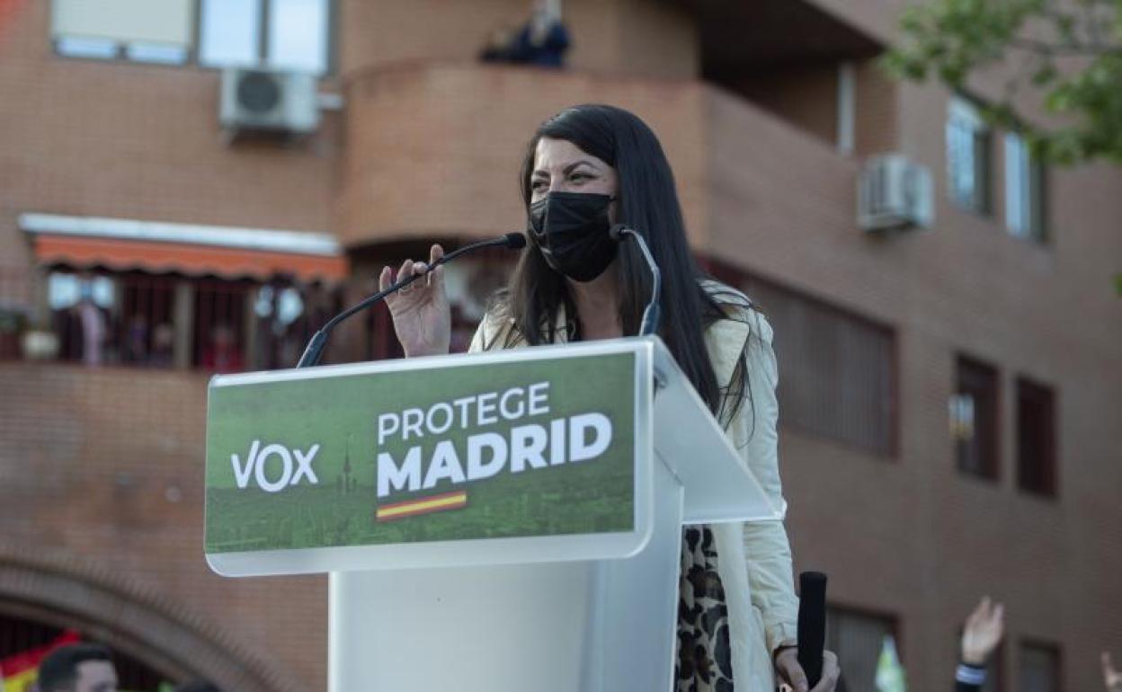 La portavoz adjunta de Vox en el Congreso de los Diputados, Macarena Olona, presenta la candidatura para las próximas elecciones del 4 M, en Vallecas, a 7 de abril de 2021, en Madrid 