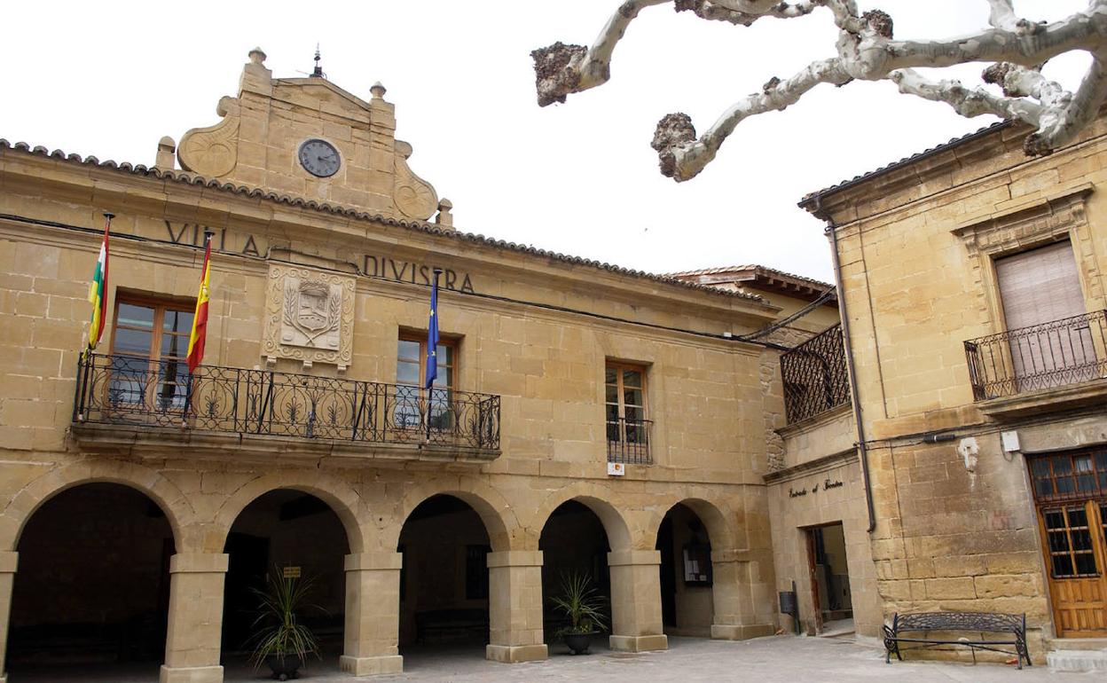 El vino institucional del Ayuntamiento de San Vicente se elige esta tarde en la 'Cata Sonserrana'