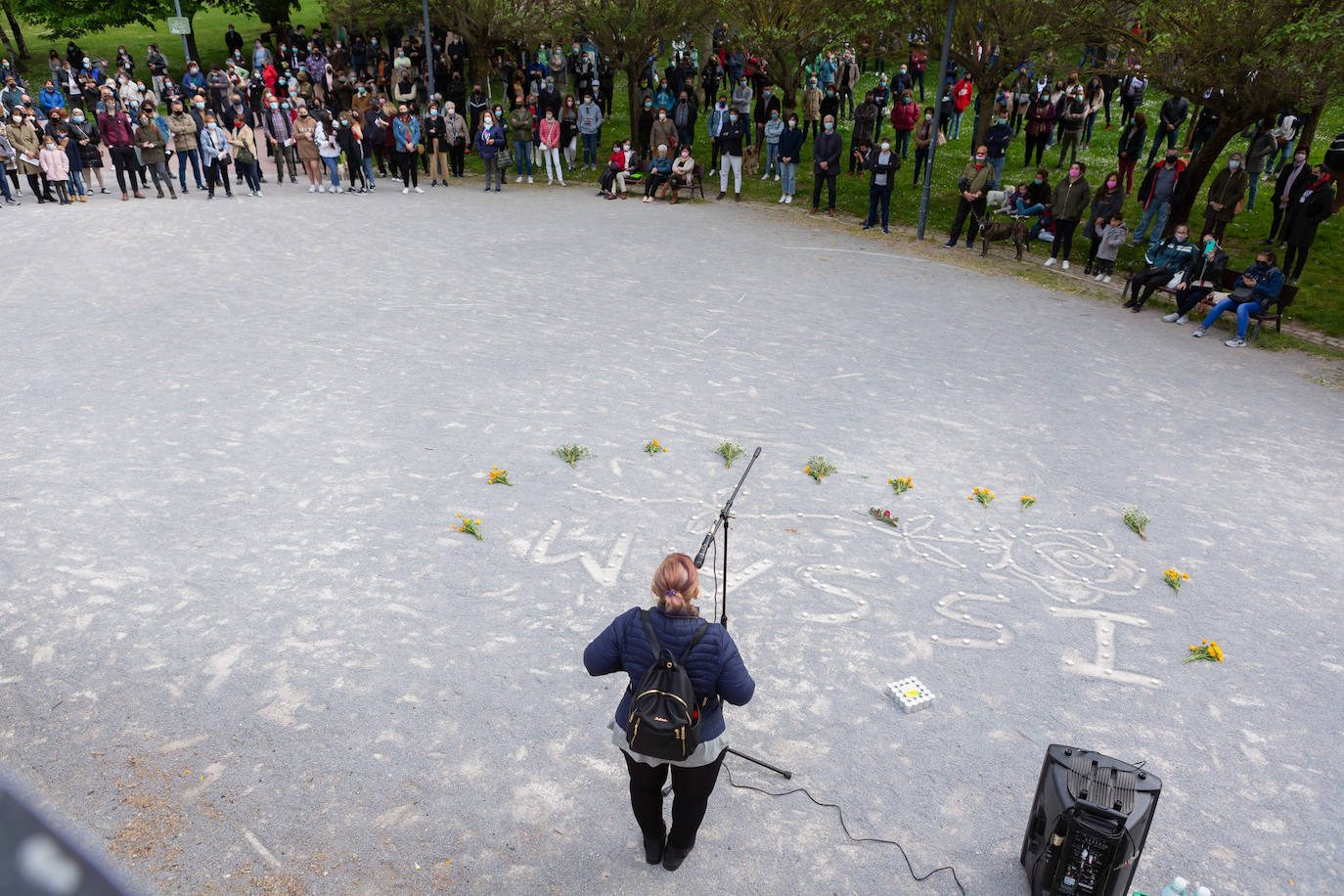 Fotos: Homenaje a Isam en el parque del Ebro