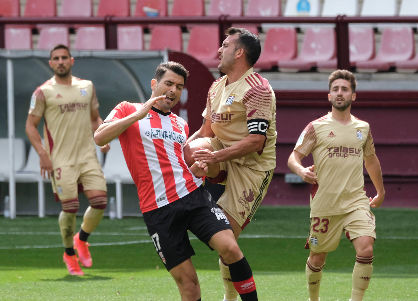 Fotos: Las imágenes de la derrota de la UD Logroñés ante el Cartagena