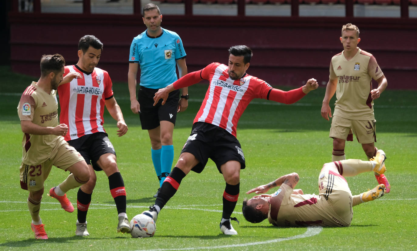Fotos: Las imágenes de la derrota de la UD Logroñés ante el Cartagena